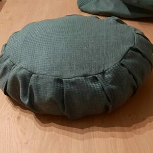 Réalisation d’un zafu et son sac de transport avec des tissus recyclés